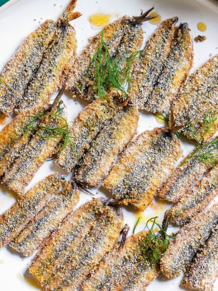 Acciughe gratinate al forno con pangrattato